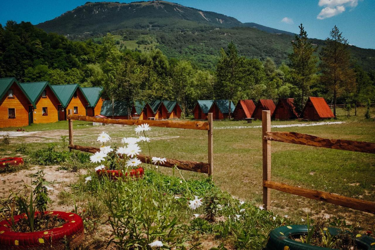 Camp Sutjeska Tjentiste Exterior foto